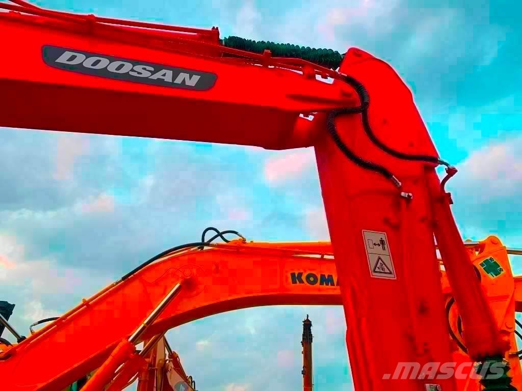Doosan DX 225 LC Pásové rýpadlá