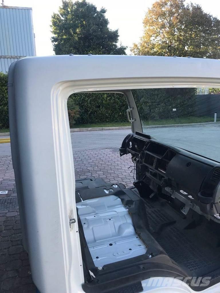 Renault Maxity Kabíny a interiér