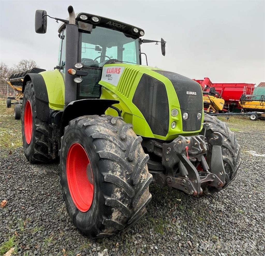 CLAAS Axion 840 Traktory