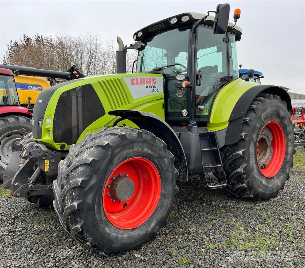 CLAAS Axion 840 Traktory