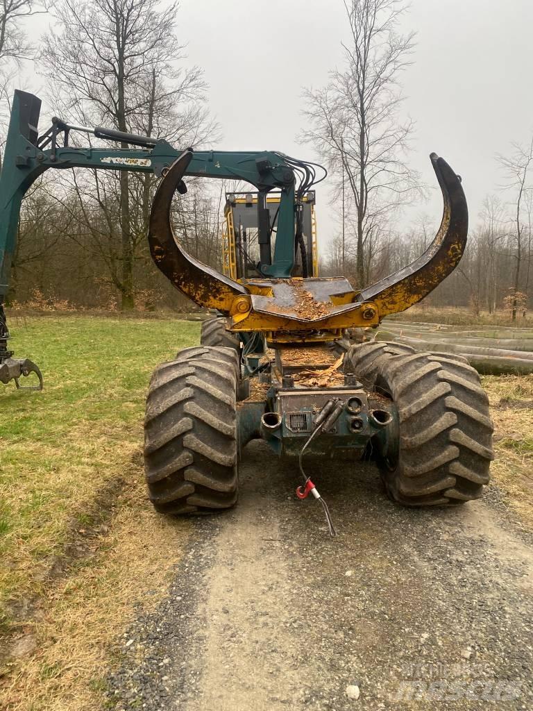 HSM 208 F Lesné traktory