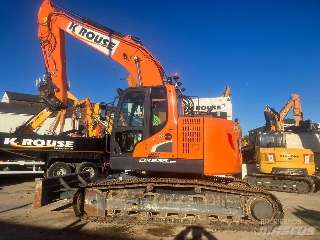 Doosan DX 235 LCR Pásové rýpadlá