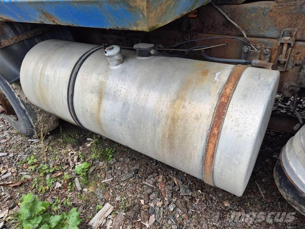 Sisu E14 Sklápače