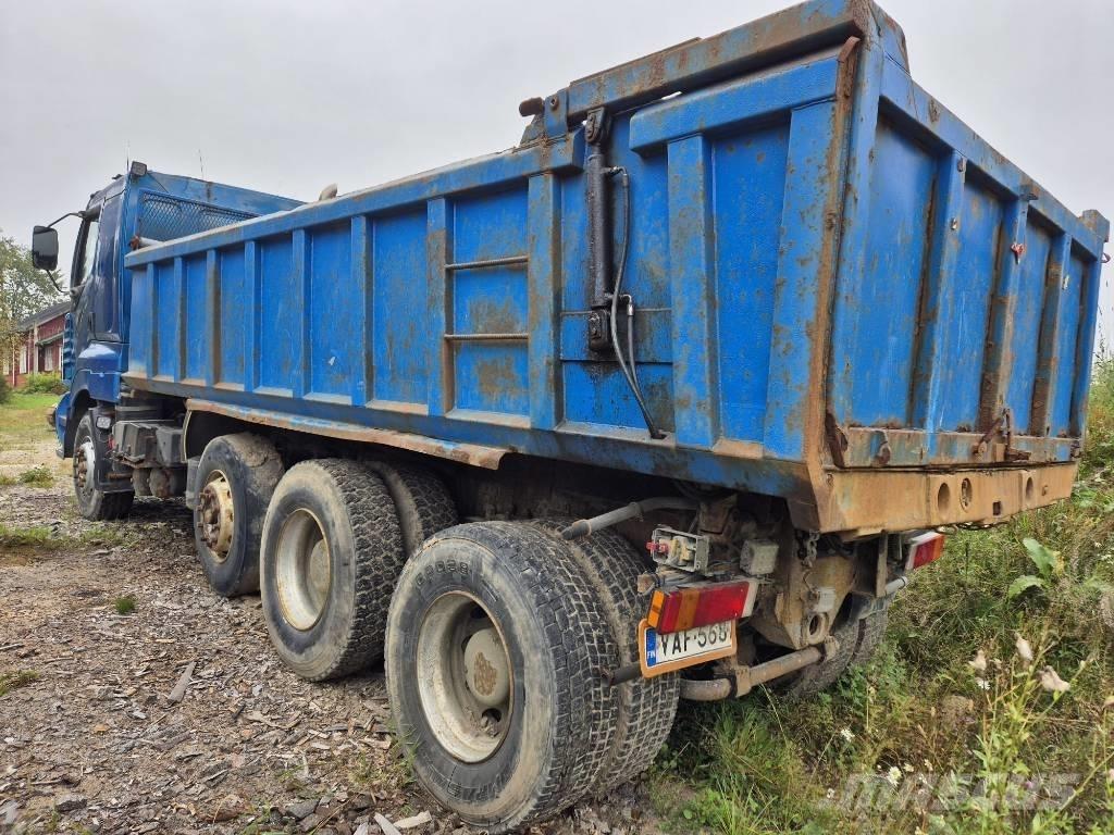 Sisu E14 Sklápače
