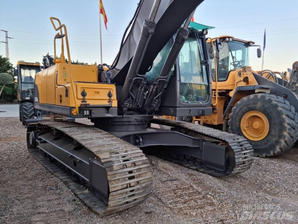 Volvo EC 240 C Pásové rýpadlá