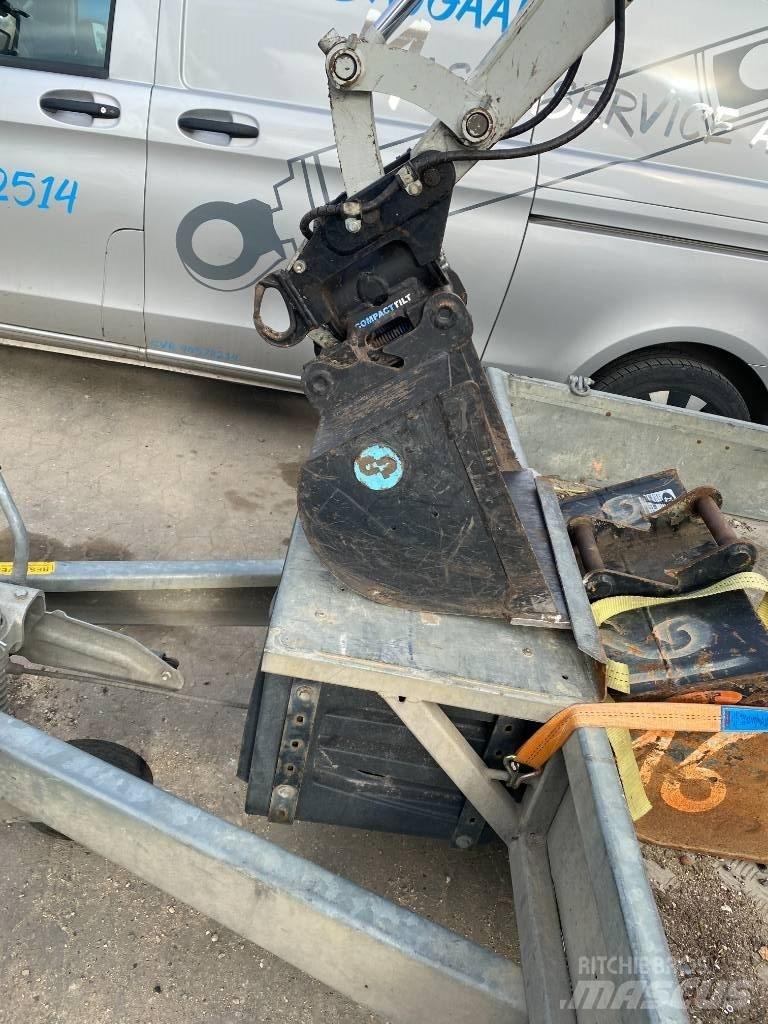 Takeuchi TB 210 Mini rýpadlá < 7t