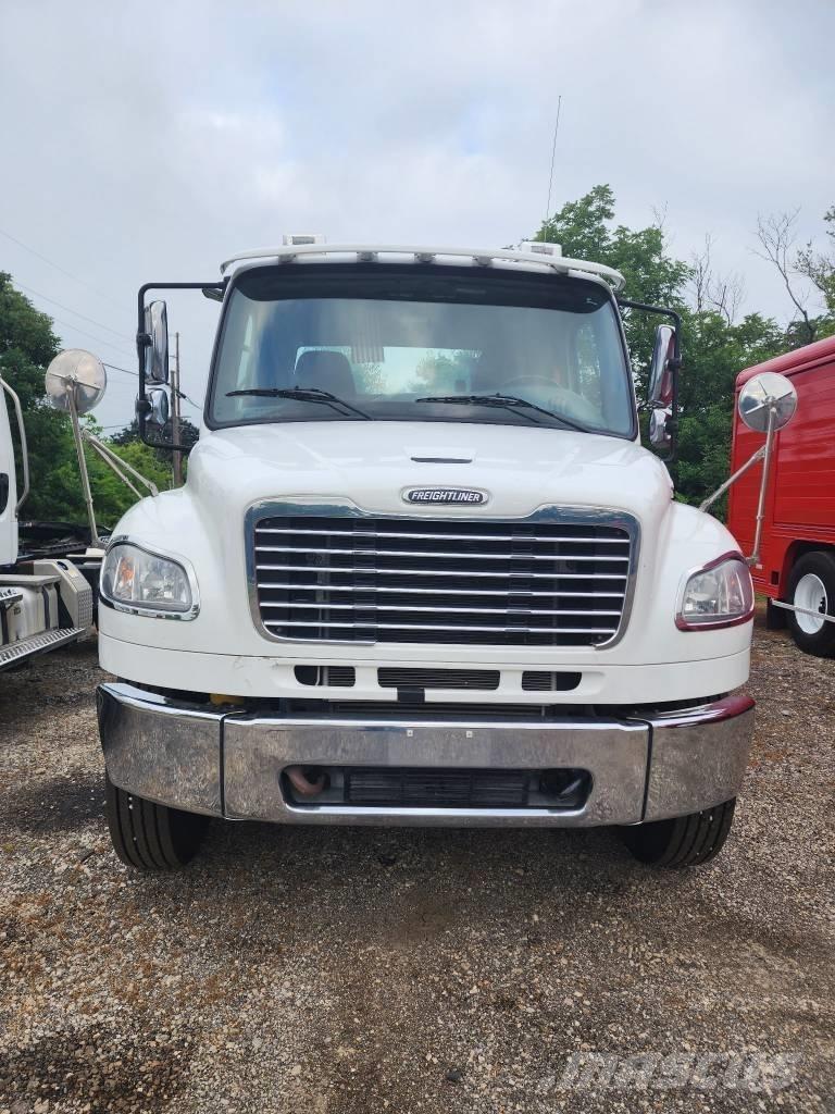 Freightliner M2 Ťahače