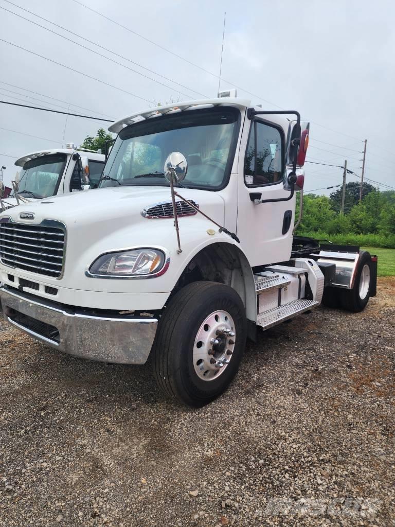 Freightliner M2 Ťahače