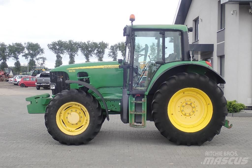 John Deere 6630 Traktory