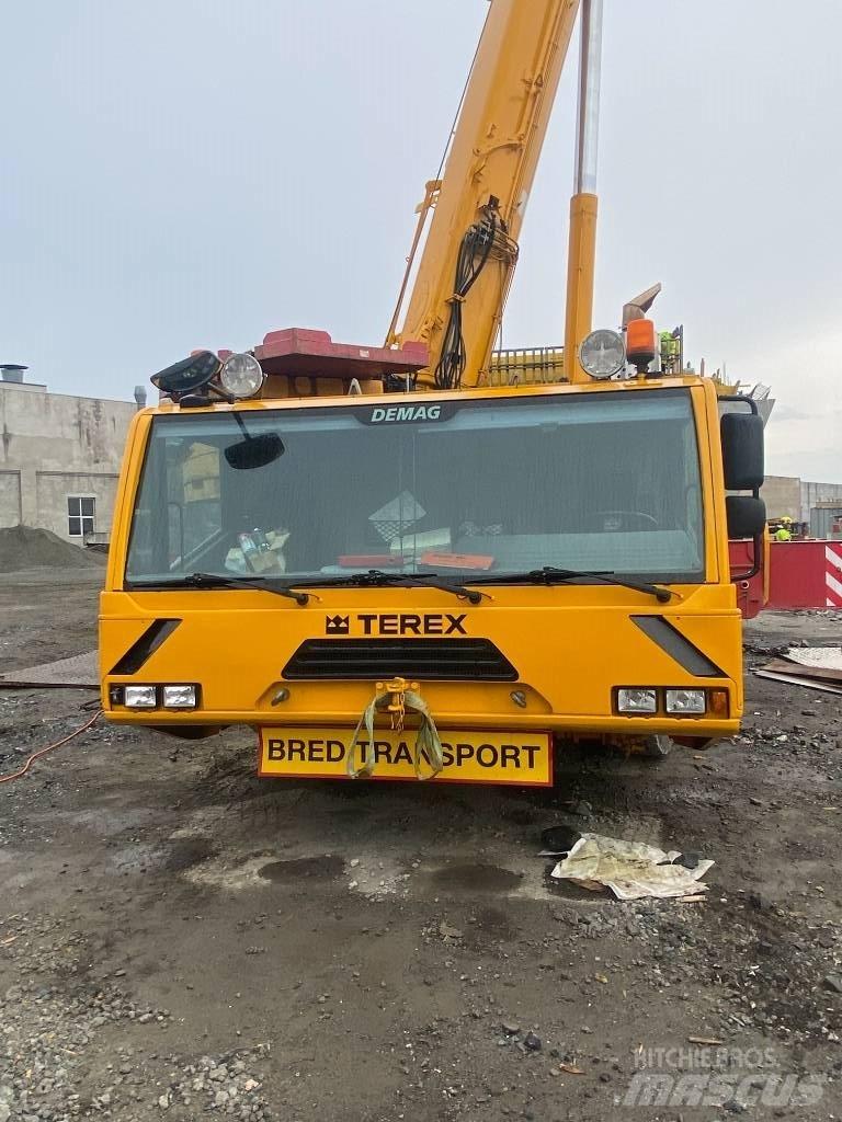 Demag AC 350-6 Univerzálne terénne žeriavy