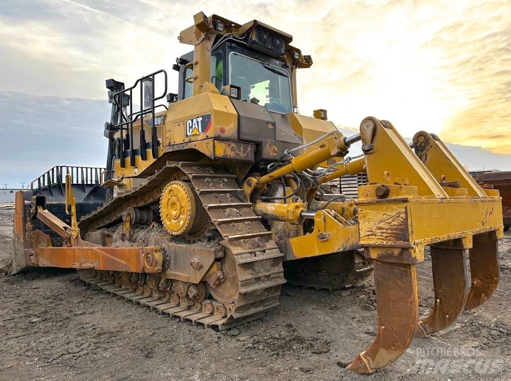 CAT D 9 T Pásové dozéry
