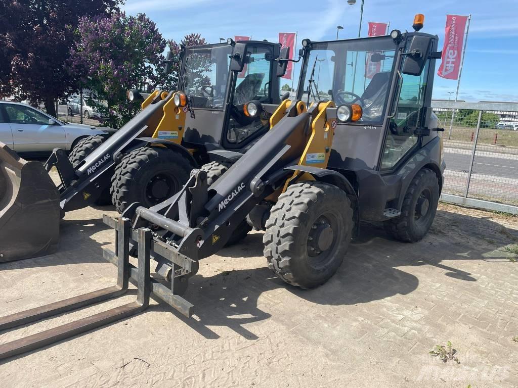 Mecalac AX 700 Kolesové nakladače
