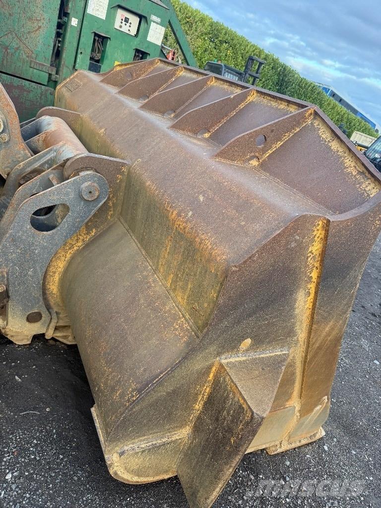 Volvo L 150 H Kolesové nakladače