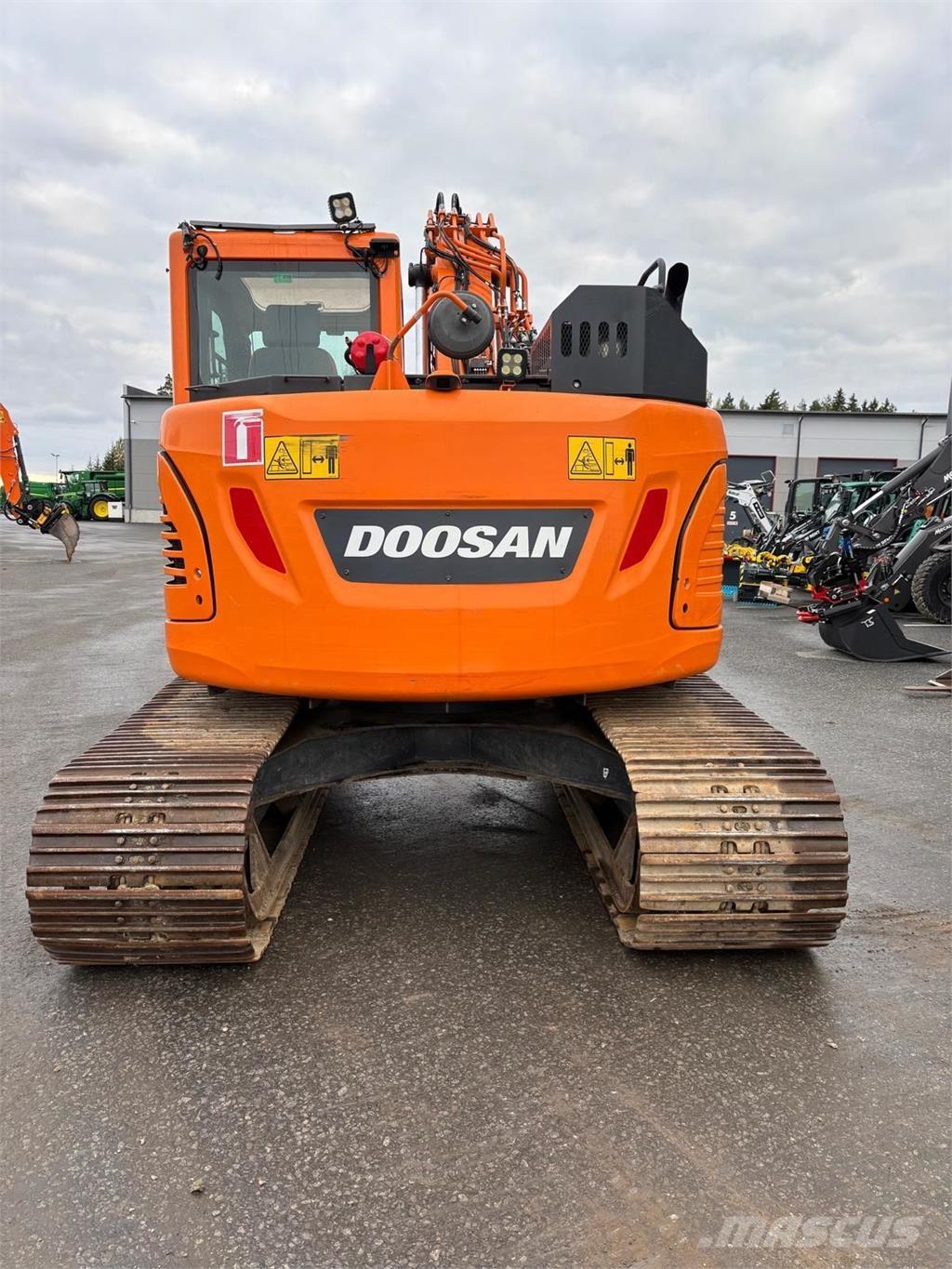 Doosan DX140LCR-5 Pásové rýpadlá