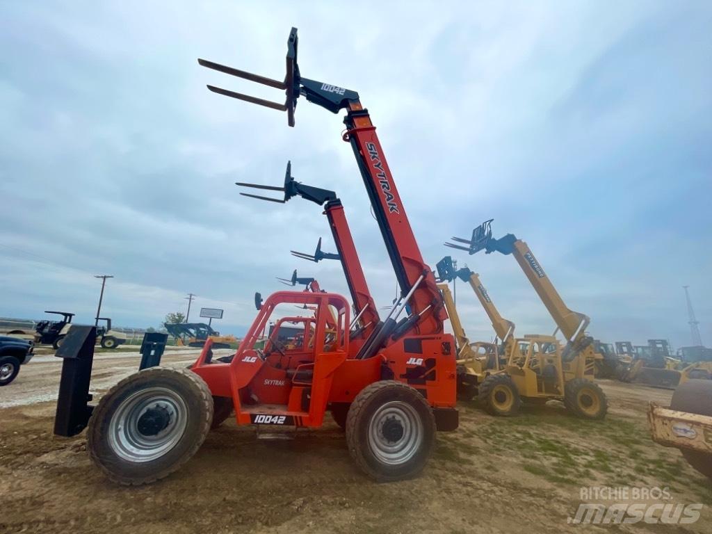 JLG 10042 Teleskopické manipulátory