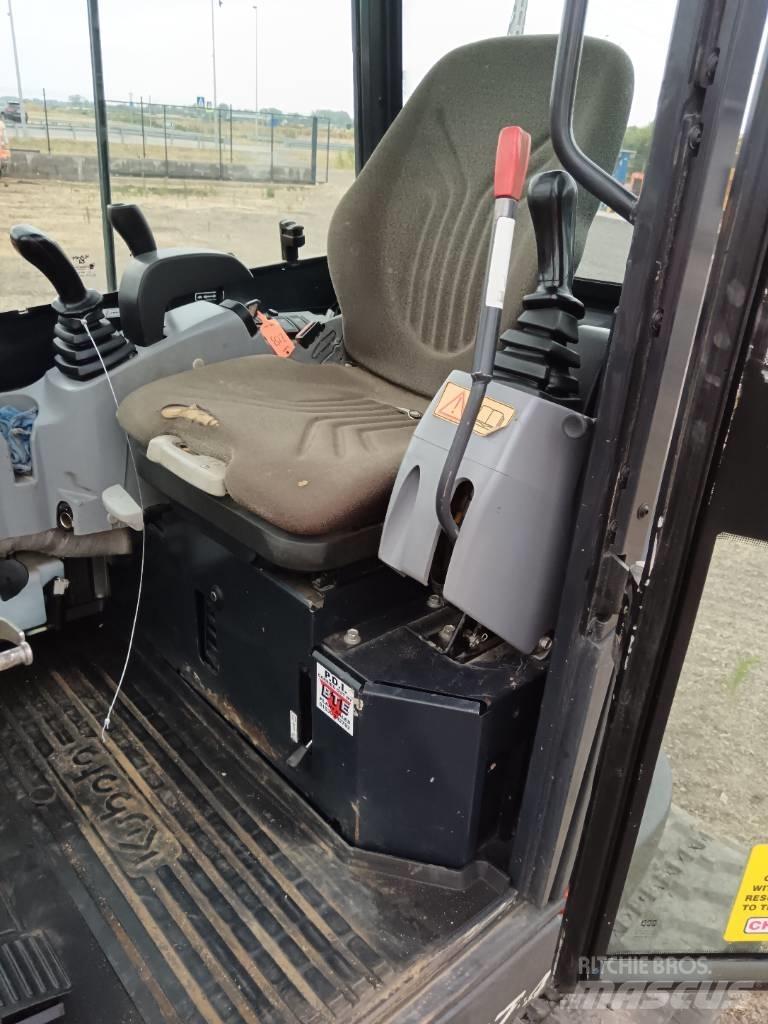Kubota U 27-4 Mini rýpadlá < 7t