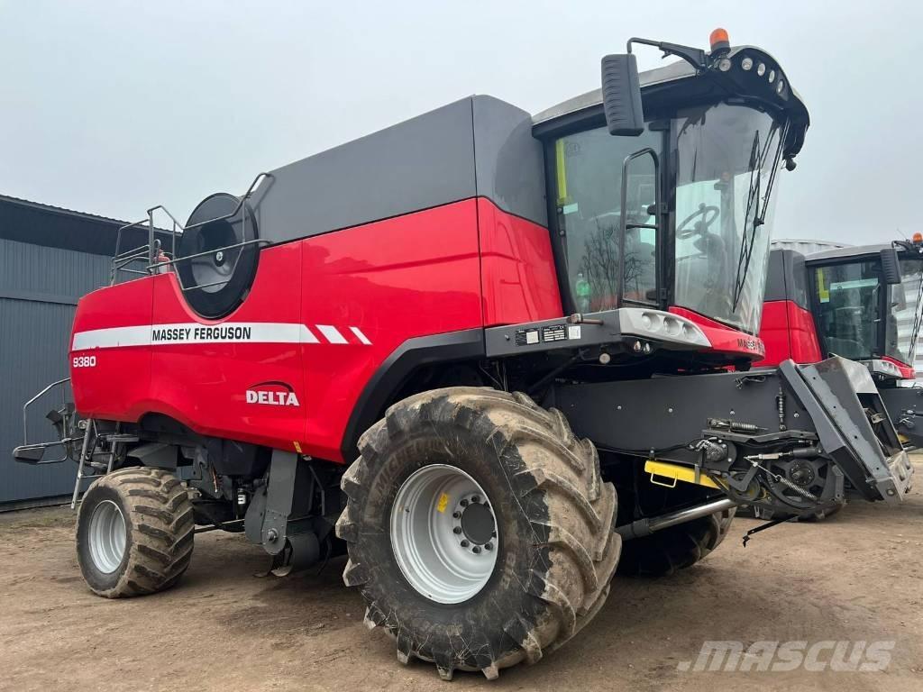 Massey Ferguson 9380 Kombinované zberacie stroje