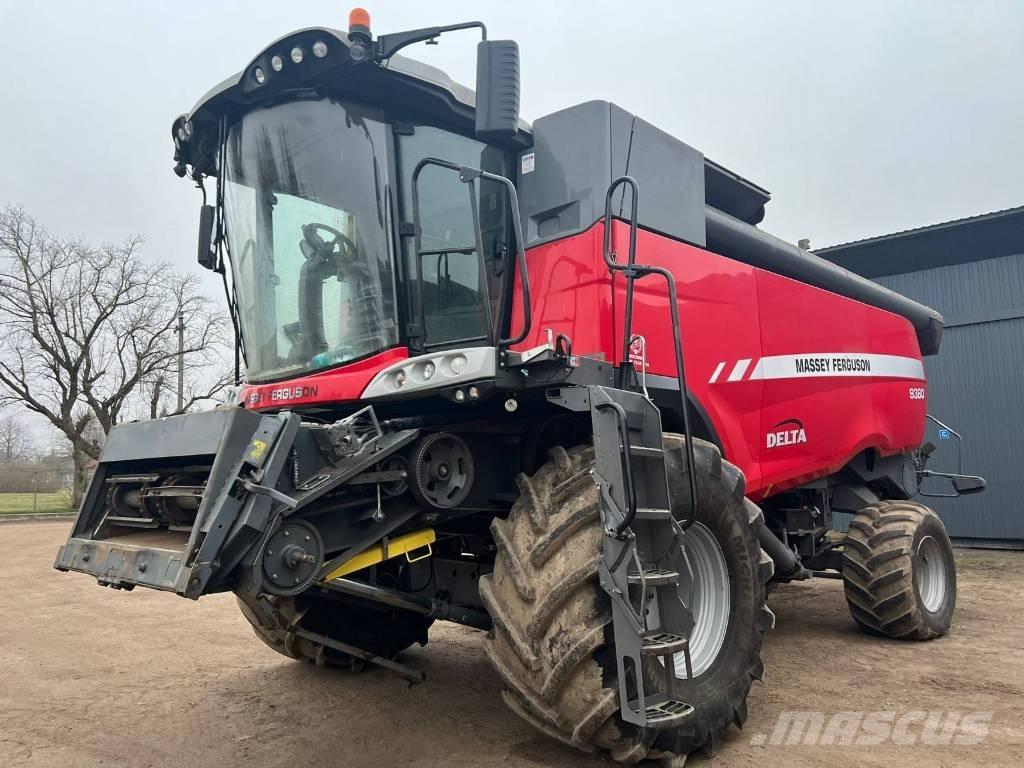Massey Ferguson 9380 Kombinované zberacie stroje