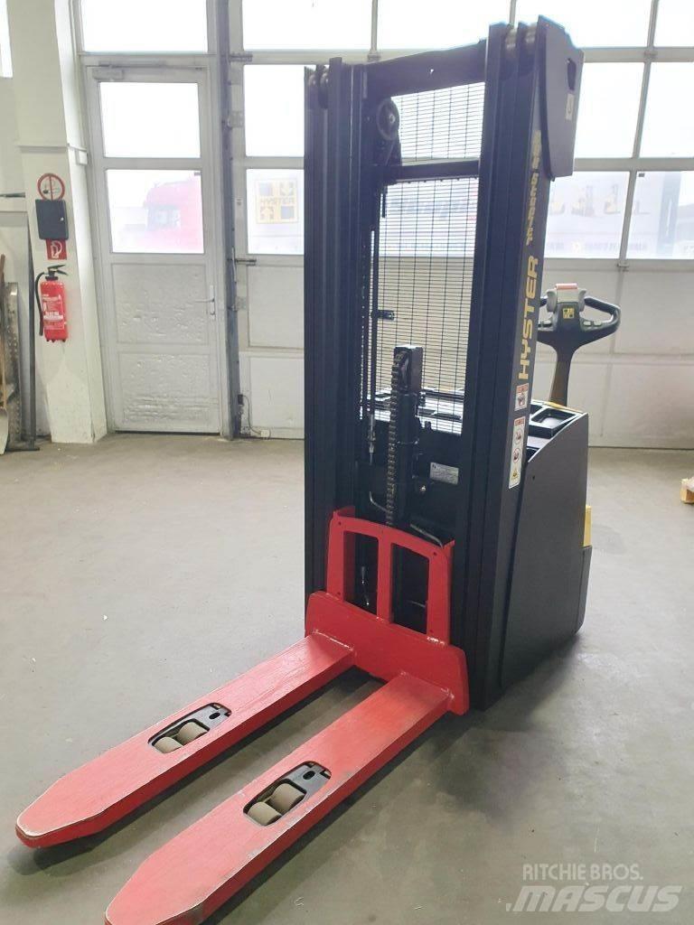 Hyster S 1.4 Ručne vedené vysokozdvižné vozíky