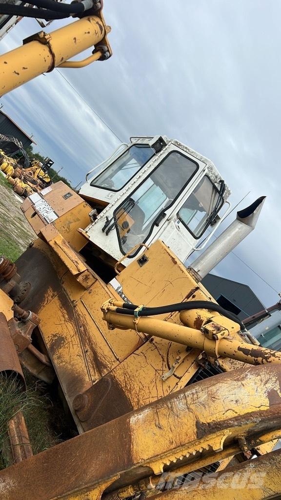 Liebherr PR 732 Výložníky a lyžice