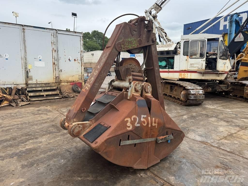 Verachterd grapple Drapáky