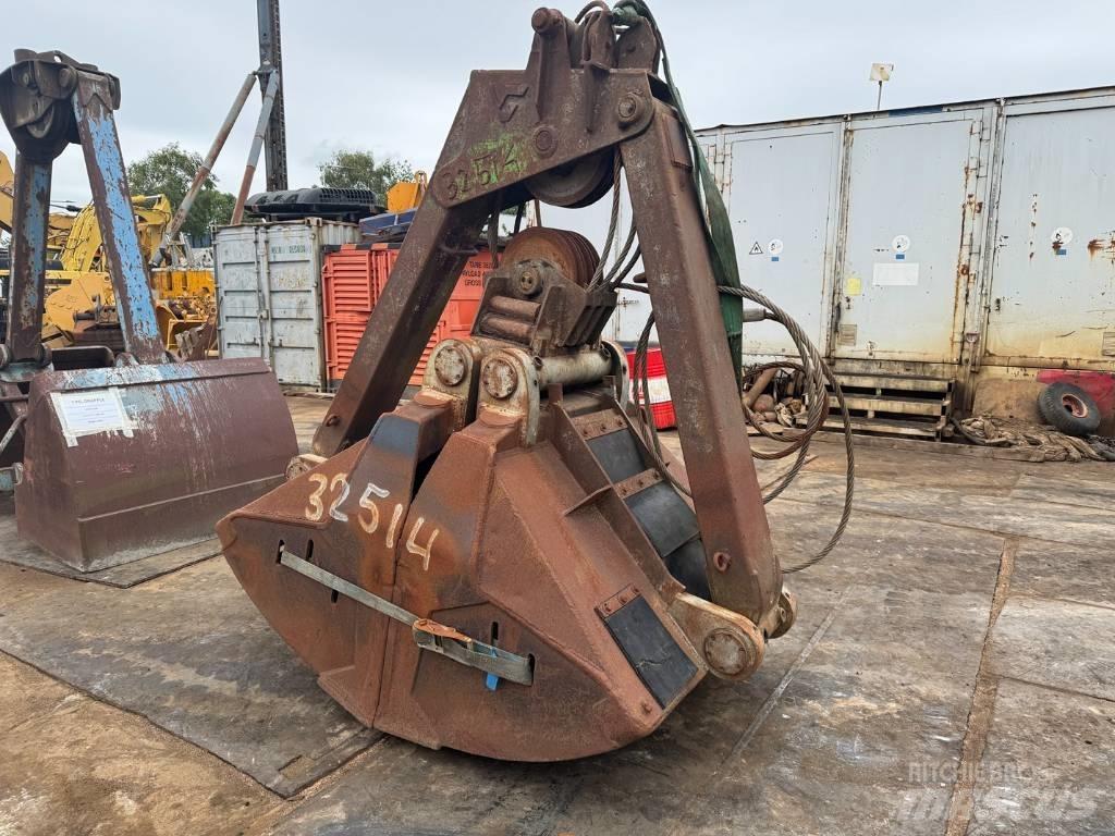 Verachterd grapple Drapáky