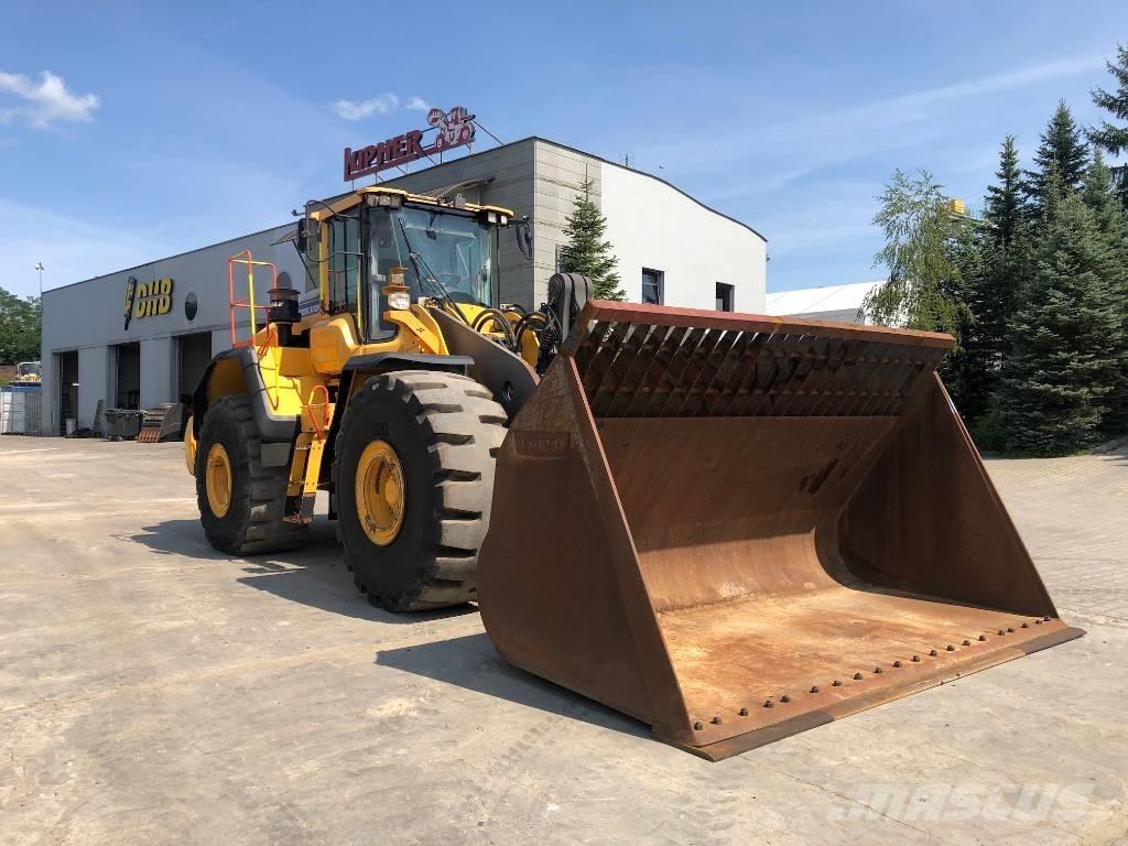 Volvo L220H Kolesové nakladače
