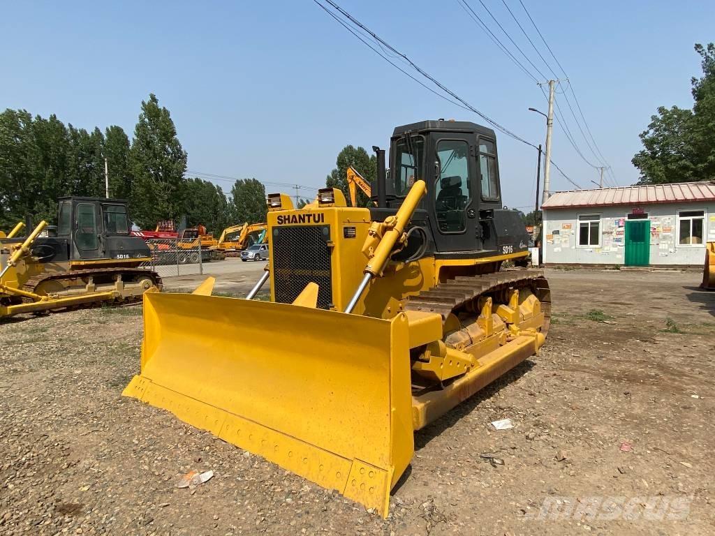Shantui SD 16 Pásové dozéry
