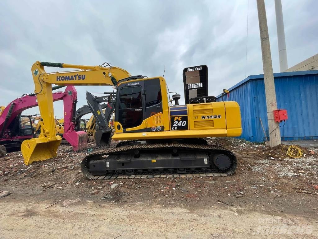 Komatsu PC 240 Pásové rýpadlá
