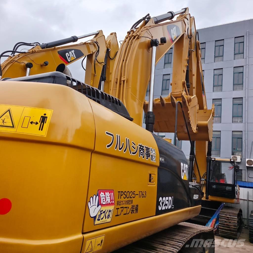 CAT 325 D Pásové rýpadlá