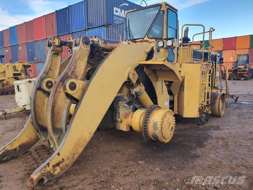 CAT 988 F II Kolesové nakladače