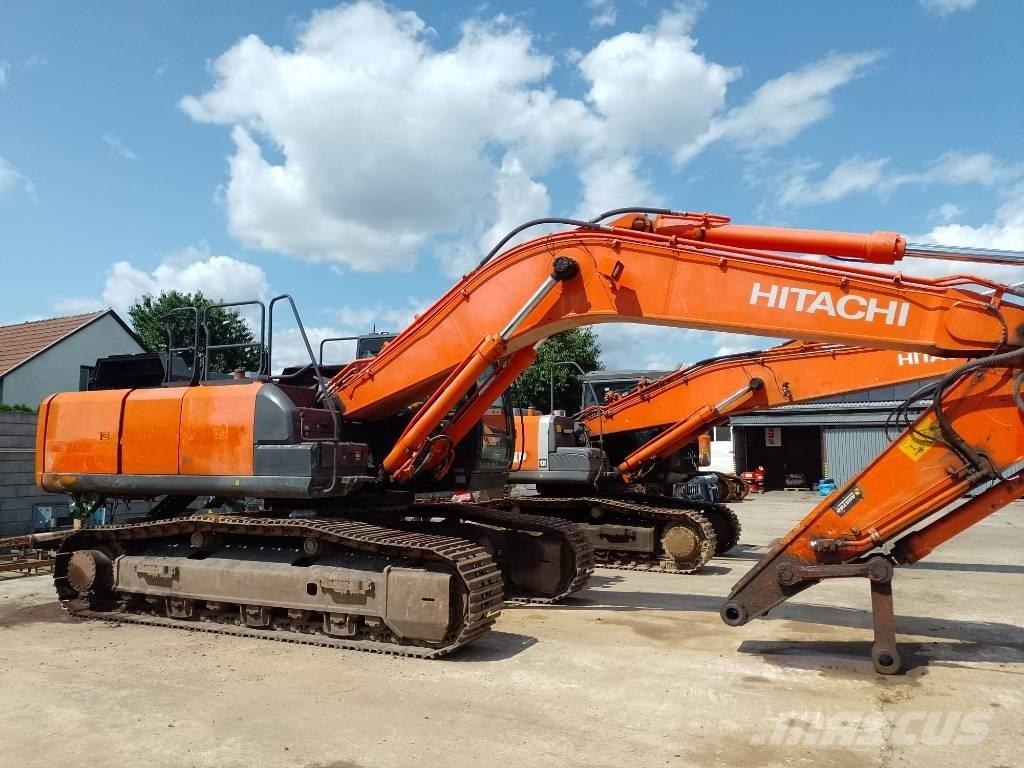 Hitachi ZX350 Kolesové nakladače