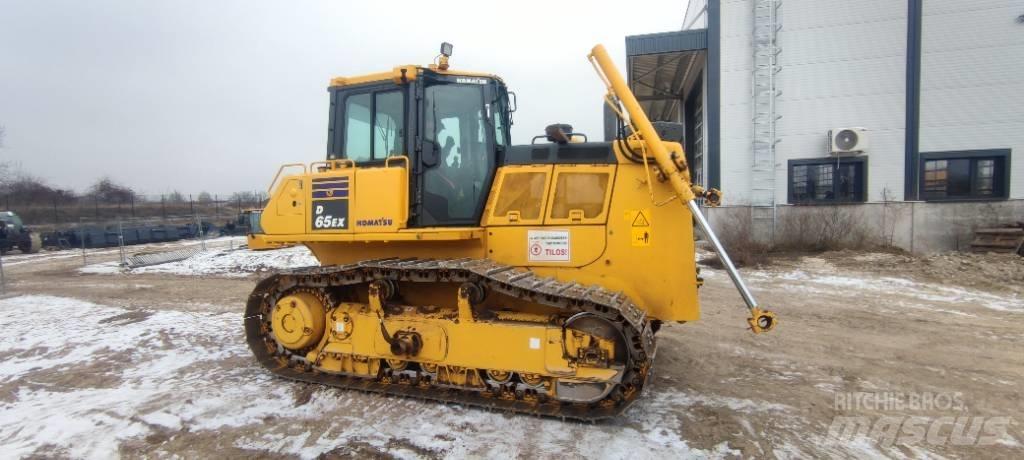 Komatsu D 65 EX-18 Pásové dozéry