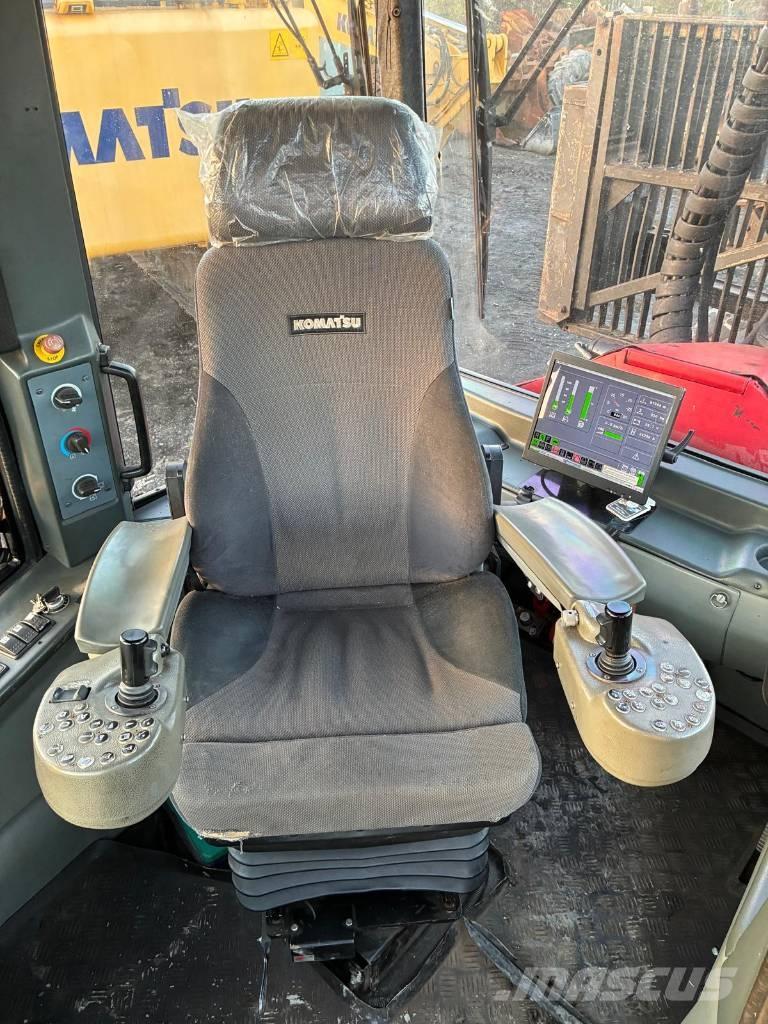 Komatsu 860.4 Lesné traktory