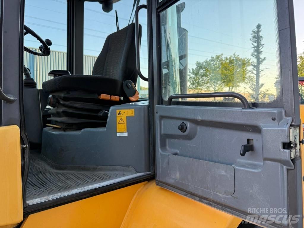 Volvo L 40 B TPS Kolesové nakladače