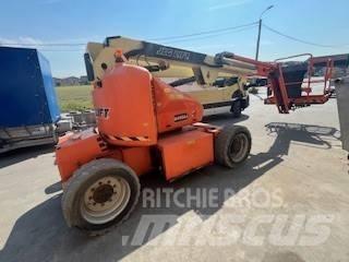 JLG M 450 AJ Kĺbové plošiny
