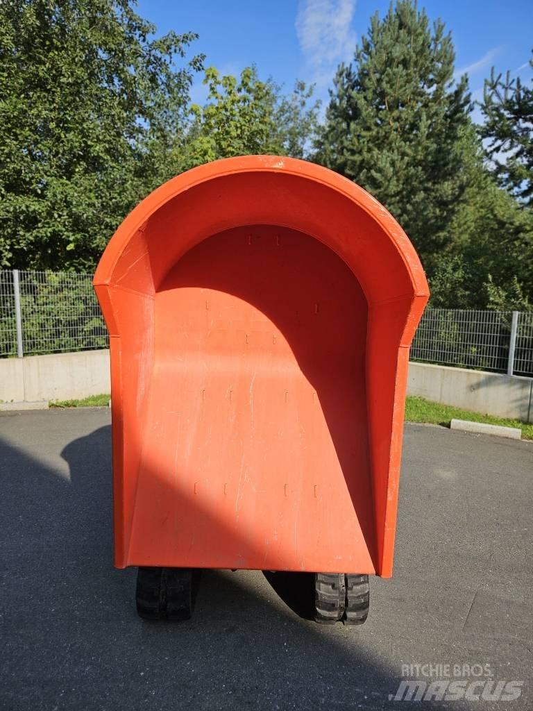 Kubota KC 110 HR -4 Stavebné sklápače