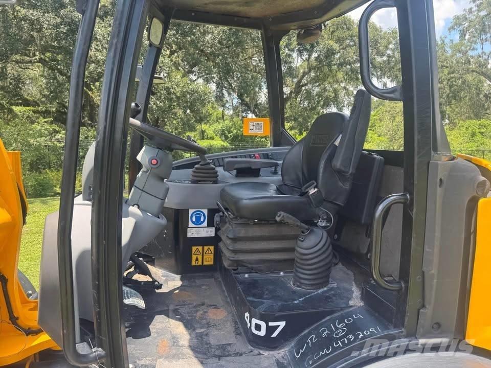 JCB 407 Kolesové nakladače
