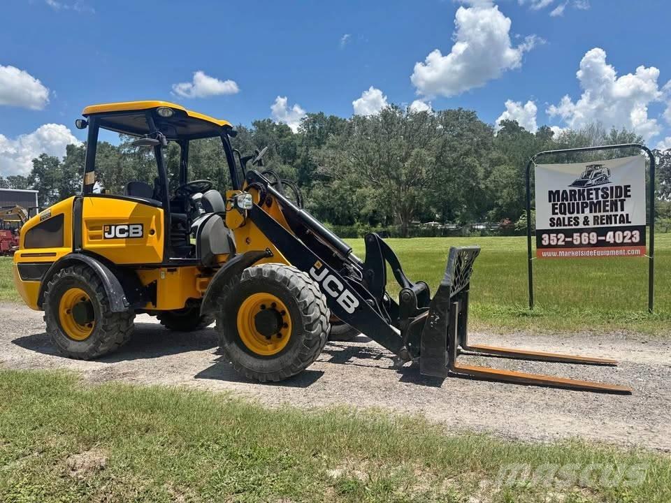 JCB 407 Kolesové nakladače