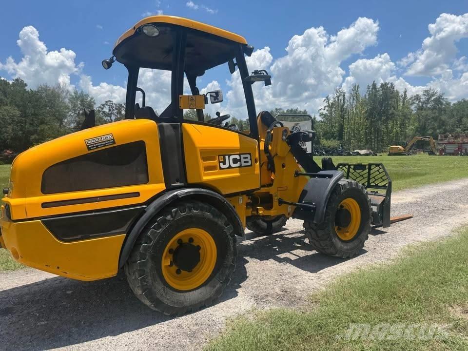JCB 407 Kolesové nakladače