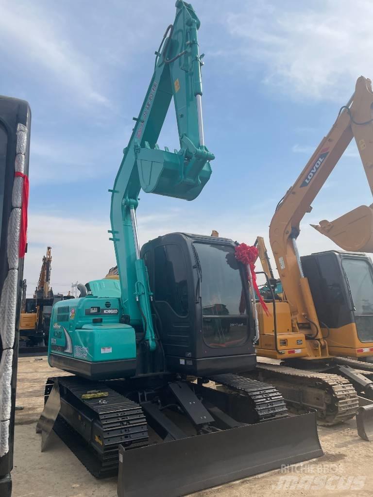 Kobelco SK 75 Midi rýpadlá 7 t - 12 t