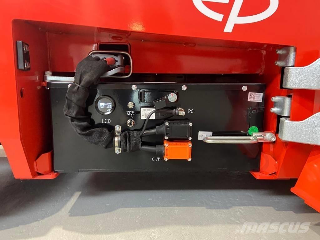 EP Equipment EFL252X Akumulátorové vozíky
