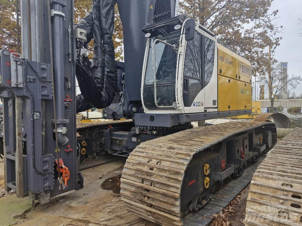 Bauer / RTG RG25-SC Pilierovej žeriav