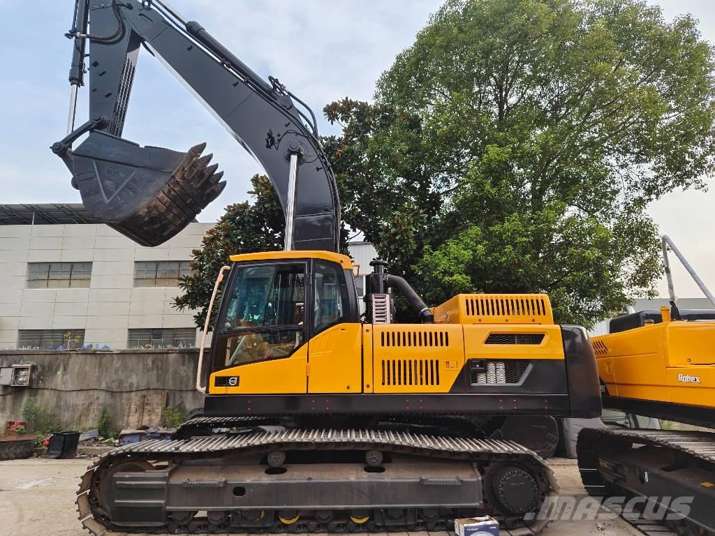 Volvo EC 380 D L Pásové rýpadlá