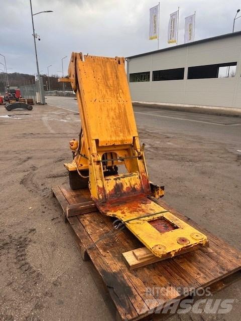 Liebherr LIFT CAB Kabíny a interiér