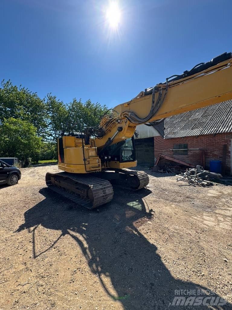CAT 325 FL CR Pásové rýpadlá