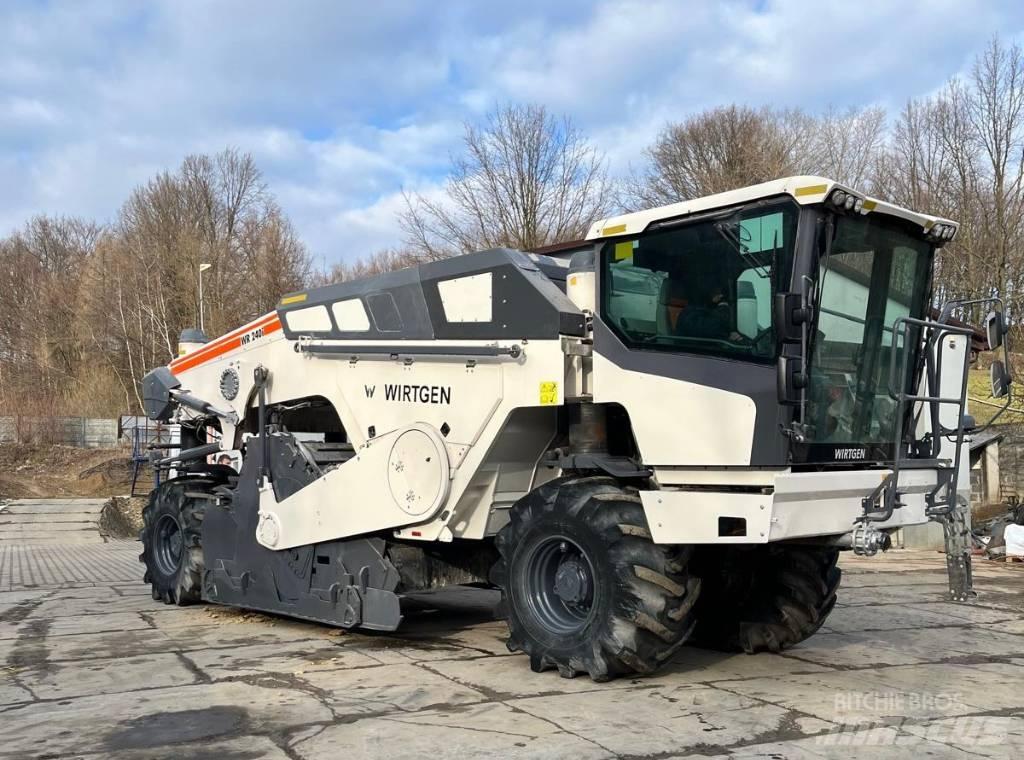 Wirtgen WR240i Recyklovače asfaltu