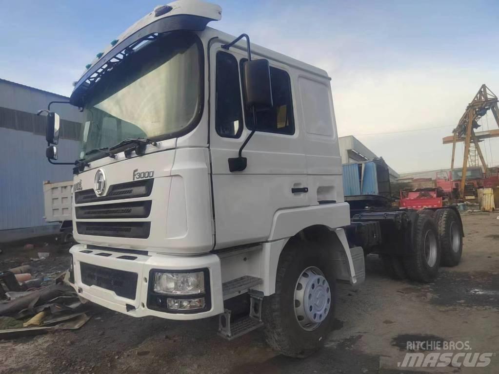 Shacman F3000 6X4 Ťahače