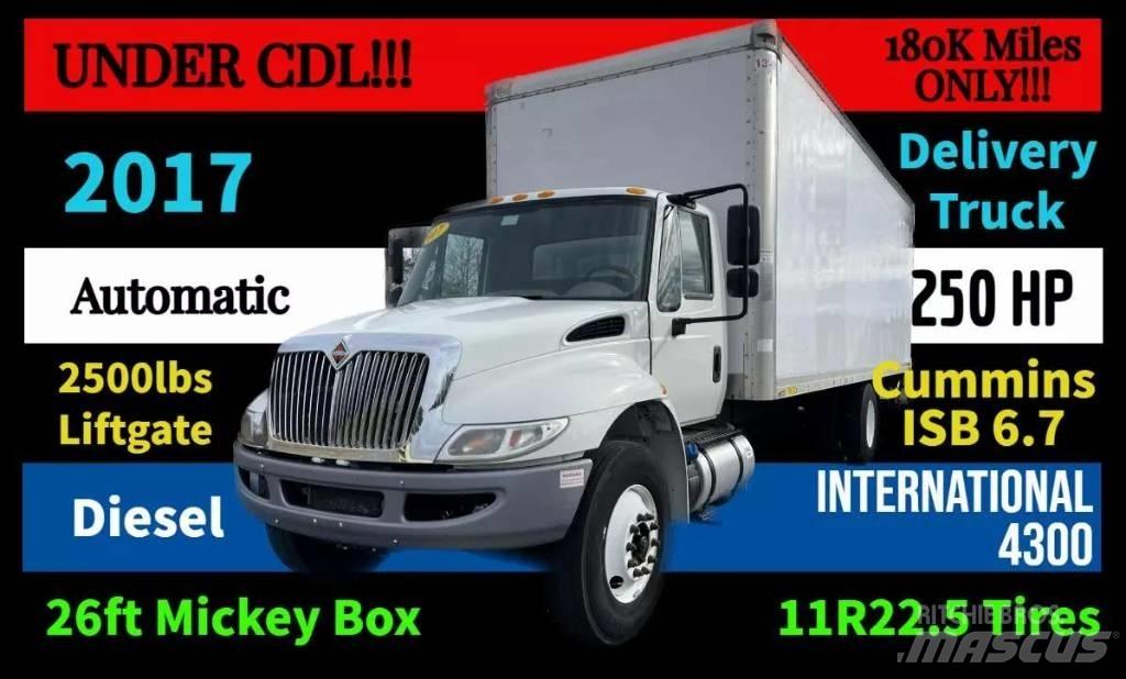 International 4300 Skriňová nadstavba