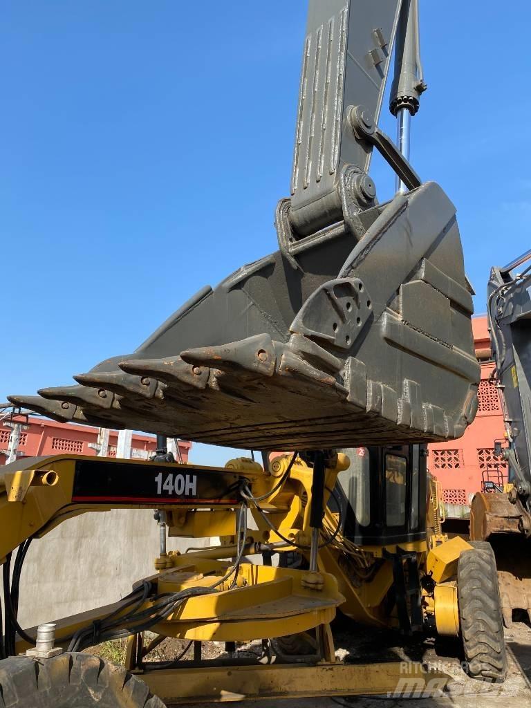 Volvo EC 210 B LC Pásové rýpadlá